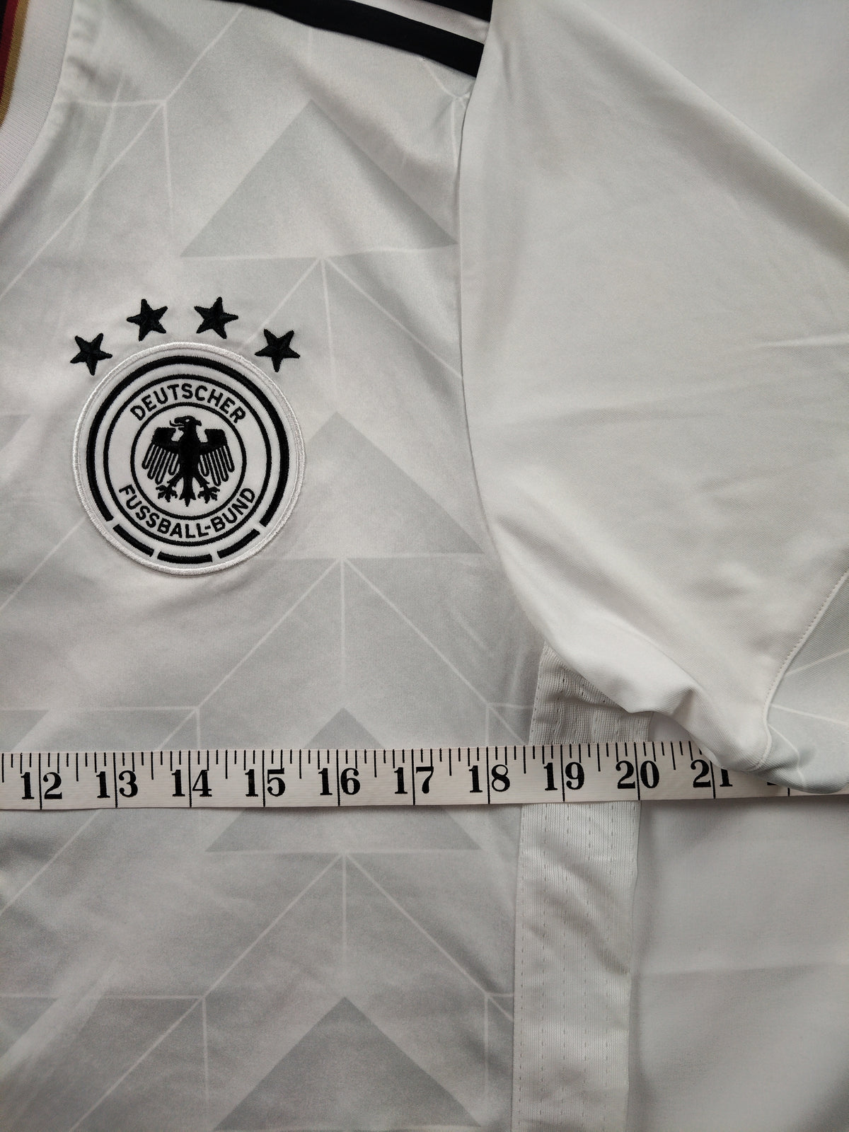 Germany 2017-18 Home Shirt (Kroos) (M)