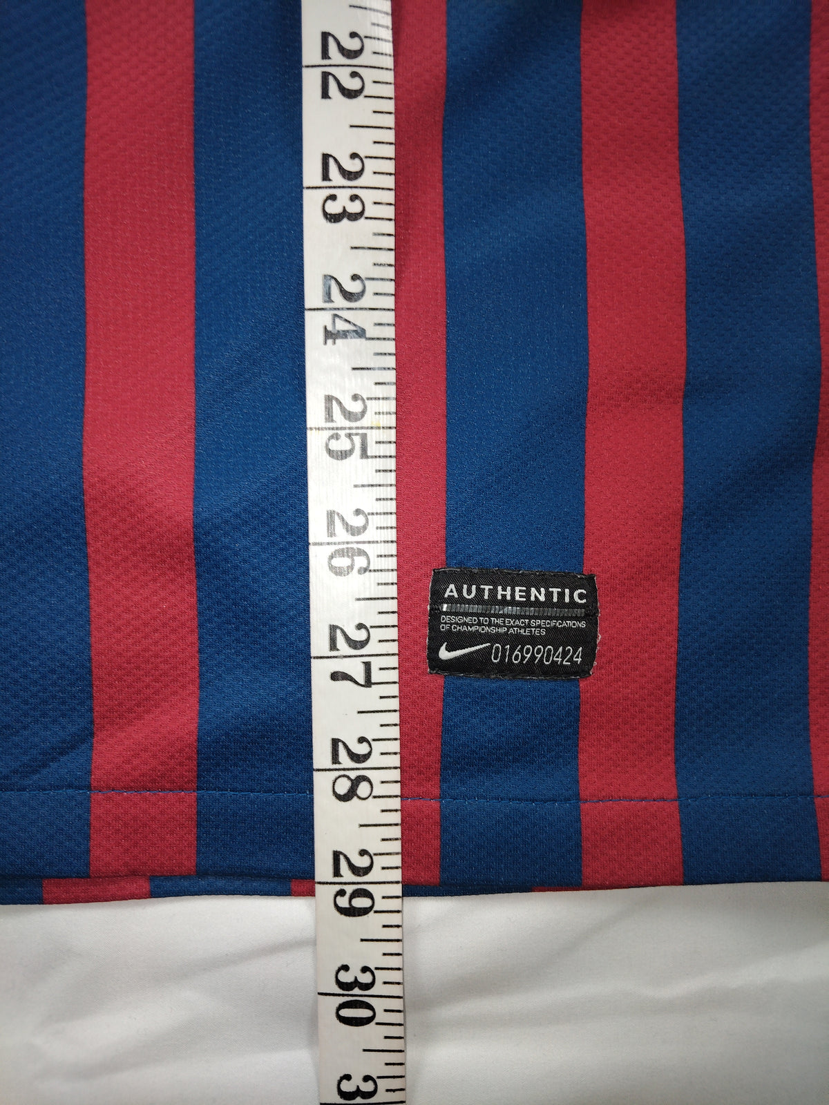 Barcelona 2011-12 Home Shirt (L)